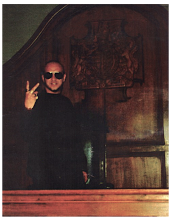 2000 2 front magazine courtney in court