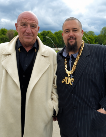 Dave and Adam Croft dave courtney with adam croft of n and a jewellery